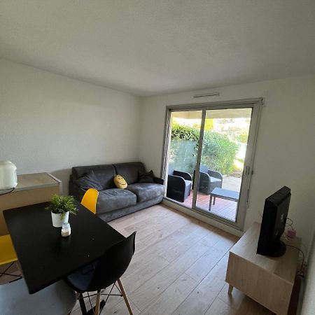 Appartement 2 Pieces En Rez De Jardin Avec Parking Et Piscine Villeneuve-Loubet Exterior foto